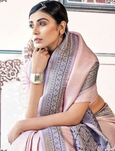 Light Pink Kanjivaram Silk Saree With Woven Thread Work - Fabanza